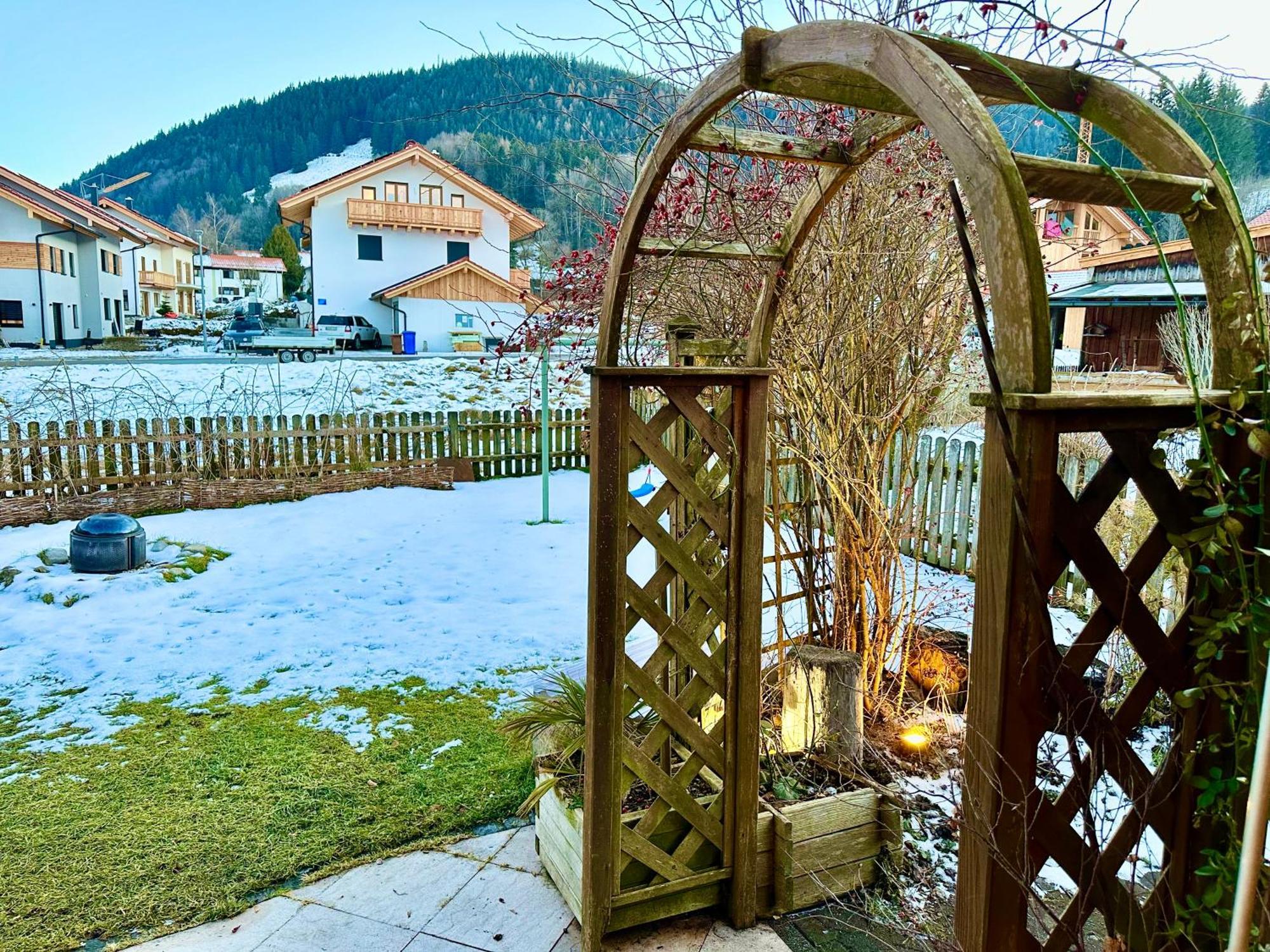 Suite Sinja Erlebnisferienwohnung Hausham Εξωτερικό φωτογραφία